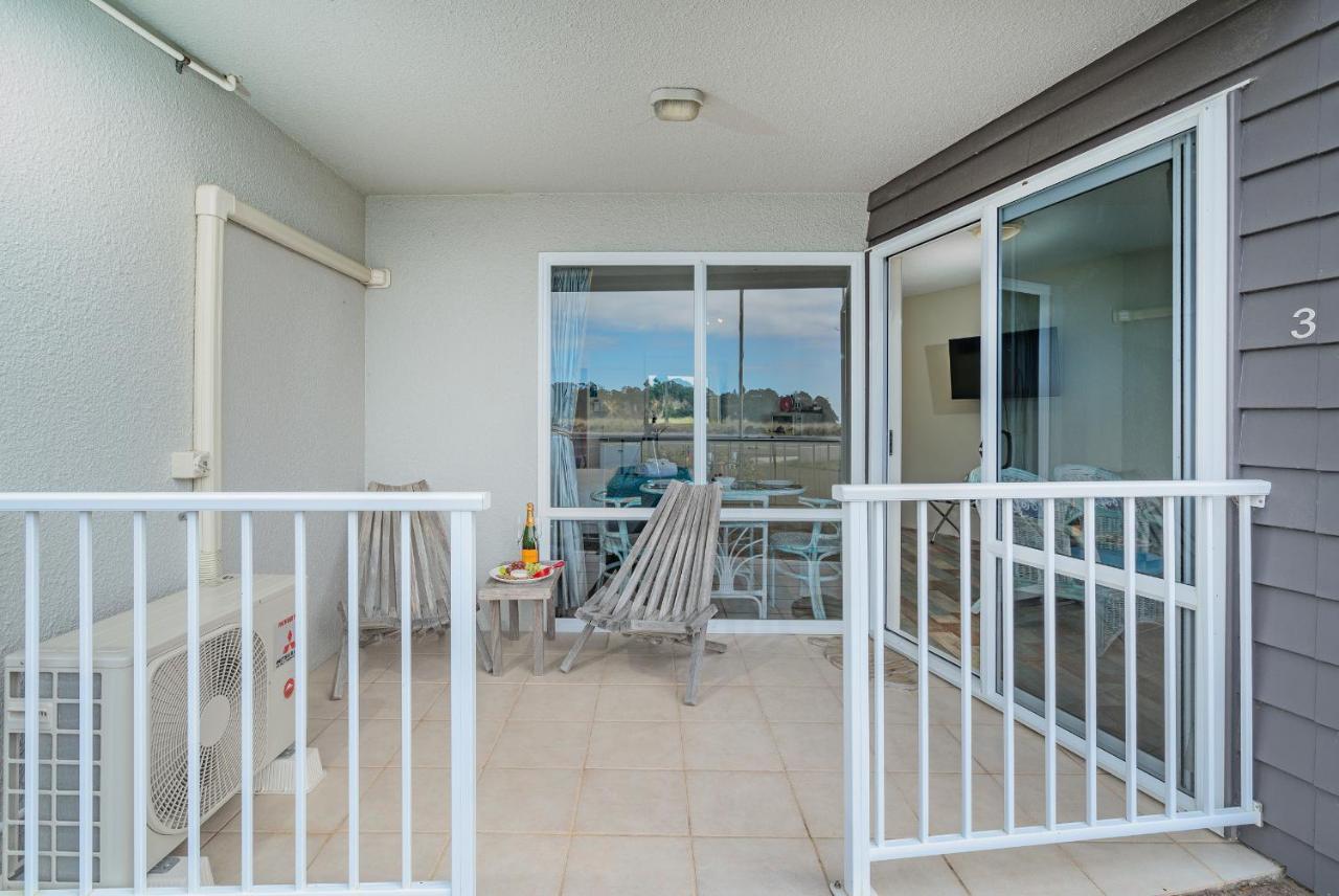 Waterfront Apartments Whitianga Eksteriør billede