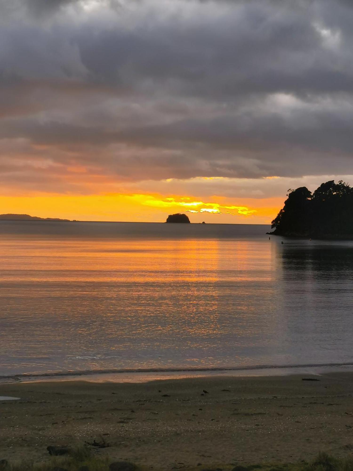 Waterfront Apartments Whitianga Eksteriør billede